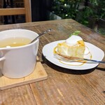香樹 - ホットゆず、濃厚チーズケーキ