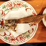 釣りあじ食堂 - お造りの骨はカリカリに揚げてもらえます