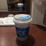 ファミリーマート - ドリンク写真:氷が便利