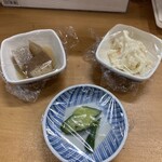 久万や - 3点に並べて、顔に見立てるのが流儀