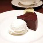 ピエール マルコリーニ - 