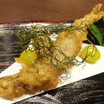 銀座 吉本 - ホンシシャモとカマンベール・銀杏の揚げ物