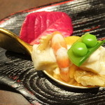 銀座 吉本 - 生麩とくるみ、かき、えび、スナップえんどう