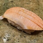 神田錦町 鮨たか晴 - 鰤（羅臼)