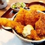 まとい食堂 - アベック丼（1,100円）