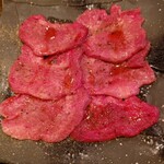 万両 - 塩タン焼き