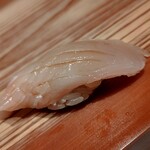 鮨 しょう太 - ■サワラの昆布締め