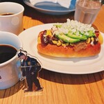 SKOOKUM HOTDOG DINER - 