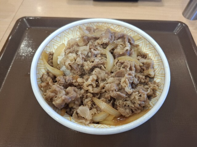 すき家 38号釧路鳥取店 - 新富士（牛丼）