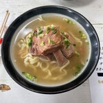 嘉手納そば - ソーキそば大　820円