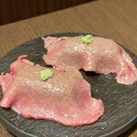 焼肉・ホルモン シンラ  - 