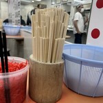 元祖ラーメン長浜家 - 箸の立て方がかっこいい