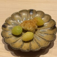 鮨 楽味 - 銀杏と鯛フライ
