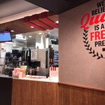 ケンタッキーフライドチキン - ドリンク写真:内観