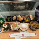 金のおにぎり専門店 ぼんたぼんた - 