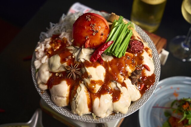 640x640_rect_64bcded23bd42bf51