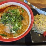 らーめん八角 - ピリ辛とろみ