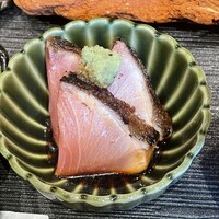 味工房まんま 別館 - 北海道寒ぶりの炙り造り