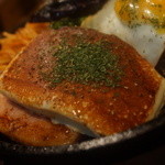 ステーキ＆ハンバーグ ひげ - 焼きカプレーゼ