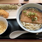 どん太鼓 - 料理写真:きつねうどん　ちくわ　とり天