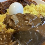 サファリ アフリカンレストランバー - ビーフカレー浮遊！