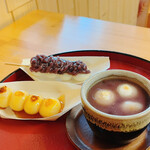 おもちカフェ もちはもち屋 - 料理写真:みたらし、あんこ、おしるこ