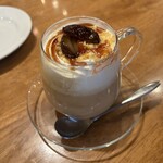 カフェ アクイーユ - ［2025年10月］まろんタルトミルクティー