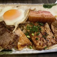 鉄板焼 東洋 - ミックスグリル＋目玉焼き