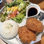 CAFE & BAR monogrande - 