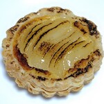 トロワ ブーランジェリー - 洋梨のタルト