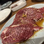 炭火焼肉ホルモンさわいし - 和牛特選サガリ