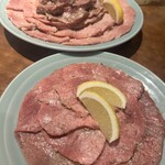 焼肉 静龍苑 - 中タン塩とタン塩