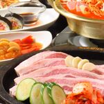 韓豚屋 - メイン写真: