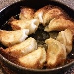 あぶら～亭 - ニンニク餃子500円