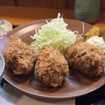 割烹 三友 - カキフライ3個！