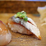 にぎり鮨 一五〇 - 秋刀魚