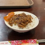 鬍鬚張魯肉飯 - 