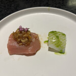 イチリン ハナレ - 相模湾　右→キハダマグロ　左→上・イカ　下→クラゲ