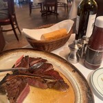 ウルフギャング・ステーキハウス - 