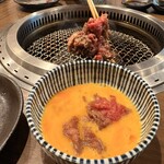 川崎焼肉 肉小僧 はなれ - 山ロース（全卵×2）