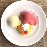 アトミック・カフェ - アイスクリームとシャーベット