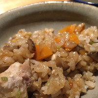 焼鳥 市松 - 鳥飯。あっさり具沢山。