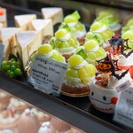 トシ・ヨロイヅカ 東京 - 