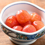 炭火と煮込み ひとたらし - 桃みたいなトマト