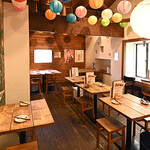 炭火と煮込み ひとたらし - 2階全体