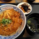 ウエスト - 料理写真:ミニ玉子丼（大盛）　520円