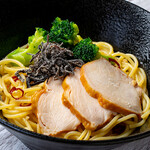 下川六〇酵素卵と北海道小麦の生パスタ 麦と卵 - 鶏の和風ぺぺ