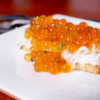 青森県産　イクラ/ブルスケッタ×山利シラス×サワークリーム