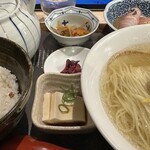 鯛塩そば 灯花 - 