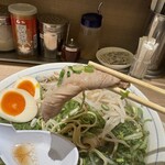 たかばしラーメン - 赤身チャーシューリフト\(//∇//)\